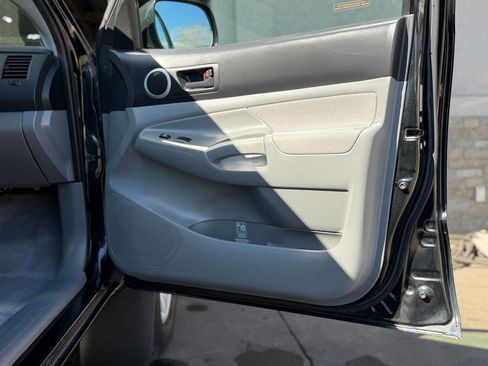 Used 2008 Toyota Tacoma PreRunner image 36