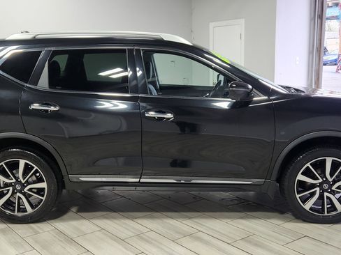 Used 2020 Nissan Rogue SL w/ Premium Package image 6