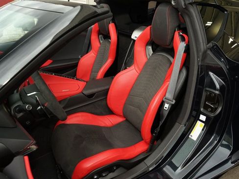 Used 2024 Chevrolet Corvette Z06 image 3