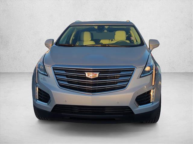 Used 2019 Cadillac XT5 Premium Luxury FWD image 2