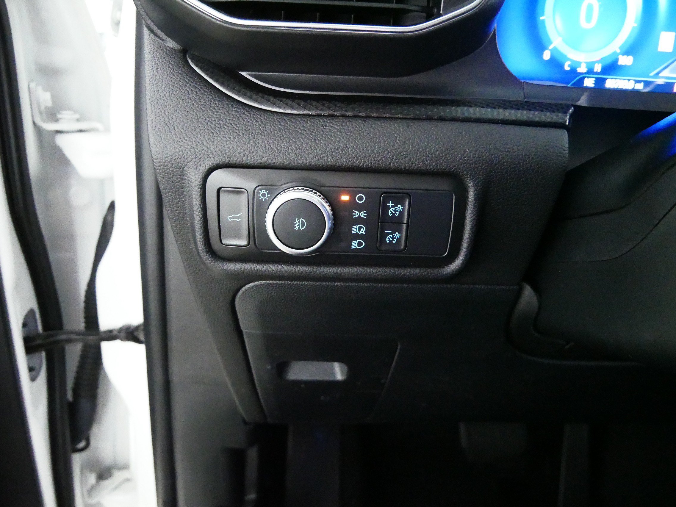 Used 2021 Ford Explorer ST w/ Equipment Group 401A AWD/4WD image 26
