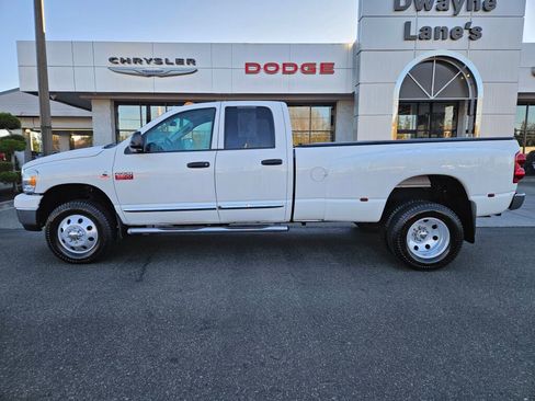 Used 2009 Dodge Ram 3500 Truck SLT w/ Popular Equipment Group image 2