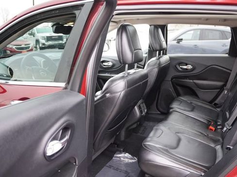 Used 2014 Jeep Cherokee Limited w/ Luxury Group image 16