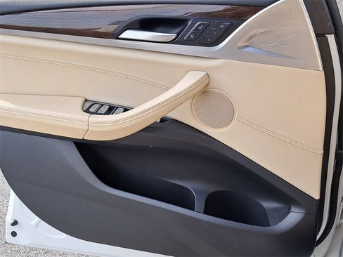 Used 2021 BMW X3 xDrive30i w/ Premium Package image 16