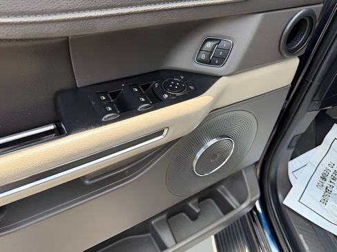 Used 2021 Ford Expedition Max XLT AWD/4WD image 17