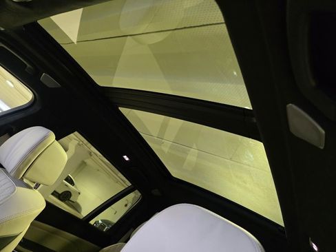 New 2026 BMW ALPINA XB7 AWD/4WD image 10