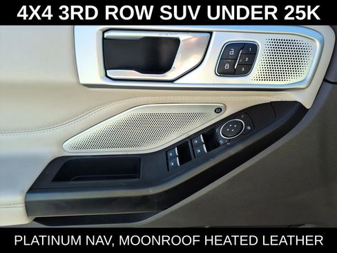 Used 2020 Ford Explorer Platinum w/ Premium Technology Package AWD/4WD image 12