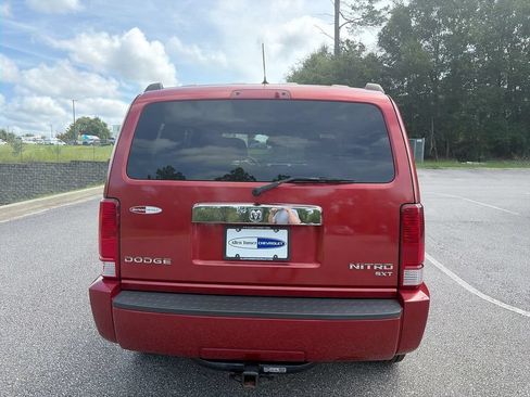 Used 2010 Dodge Nitro SXT AWD/4WD image 5