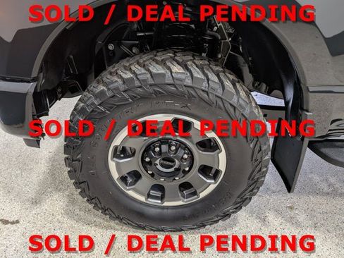 Used 2023 Ford F250 Lariat w/ Lariat Ultimate Package AWD/4WD image 12