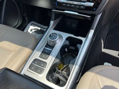Used 2020 Ford Explorer Limited RWD image 46