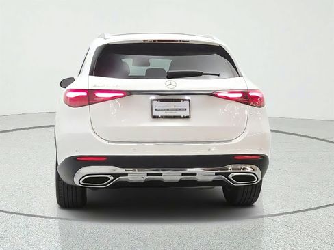 Used 2024 Mercedes-Benz GLC 300 image 6