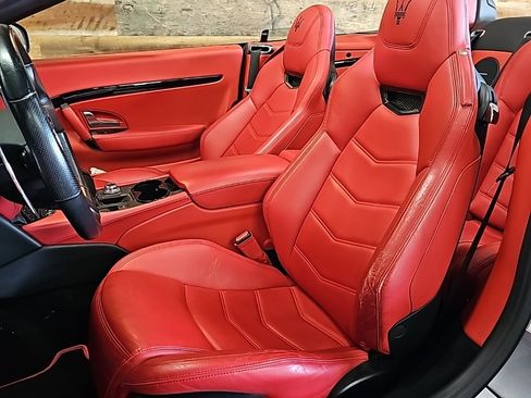 Used 2018 Maserati GranTurismo Sport image 8