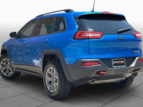 Used 2017 Jeep Cherokee Trailhawk w/ Comfort/Convenience Group image 11