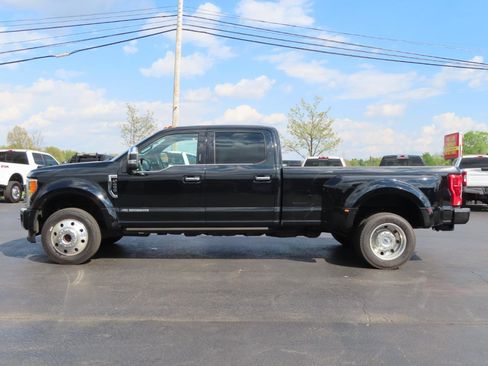Used 2018 Ford F450 Platinum w/ Platinum Ultimate Package image 3