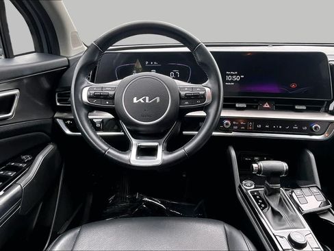 Used 2023 Kia Sportage EX FWD image 9