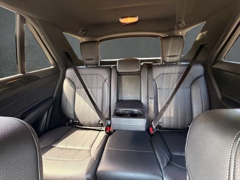 Used 2018 Mercedes-Benz GLE 350 4MATIC image 23