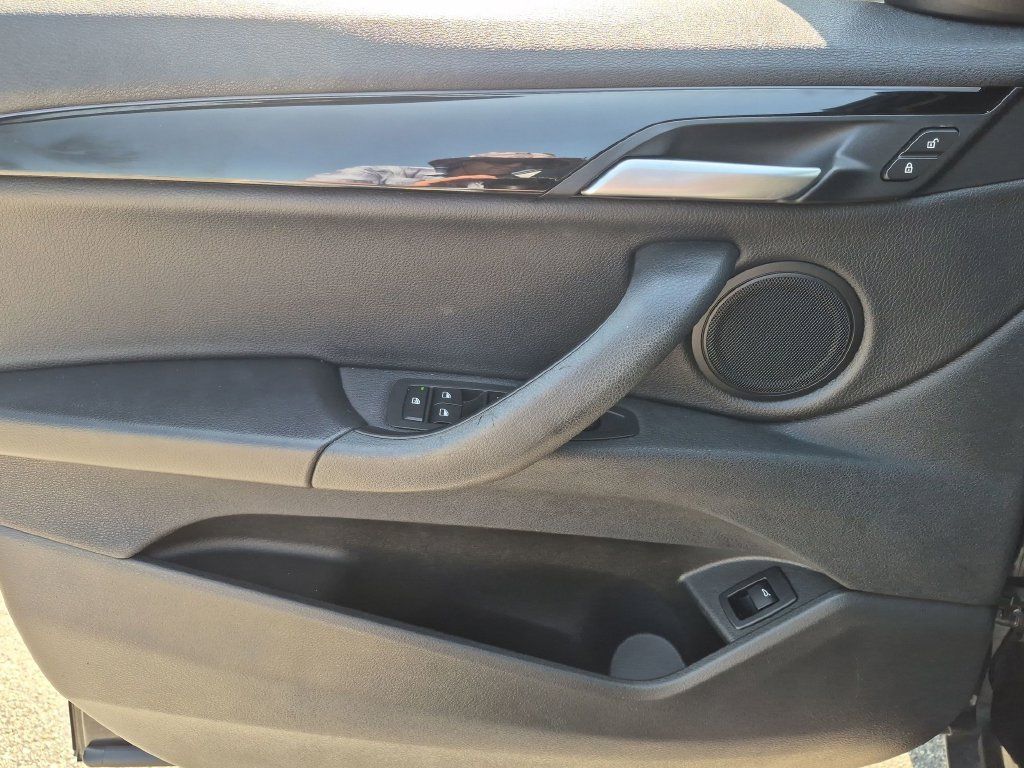 Used 2018 BMW X2 sDrive28i FWD image 33