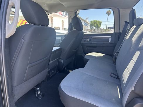 Used 2021 RAM 1500 Classic SLT RWD image 19