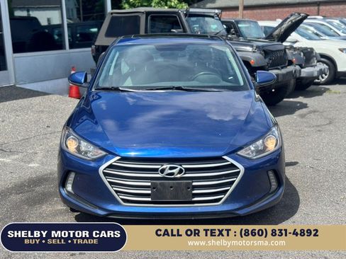 Used 2018 Hyundai Elantra Value Edition FWD image 2