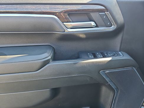 Certified 2023 GMC Sierra 1500 Elevation w/ LPO, Elevation Black Package AWD/4WD image 12