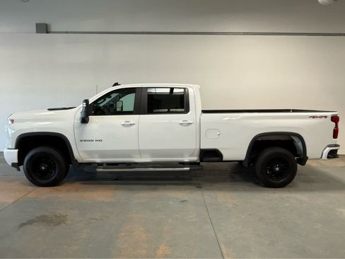 Used 2025 Chevrolet Silverado 2500 LT w/ Convenience Package image 2