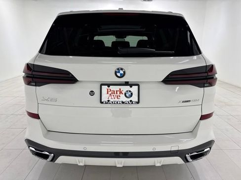 Used 2026 BMW X5 xDrive40i w/ M Sport Package AWD/4WD image 8