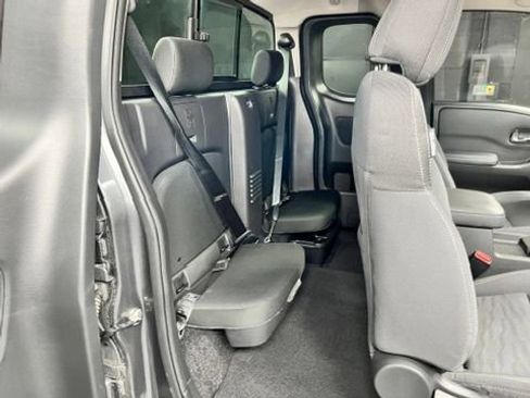 Used 2023 Nissan Frontier SV w/ SV Convenience Package AWD/4WD image 19