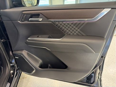 Used 2025 GMC Acadia Denali w/ LPO, Cargo Package image 47