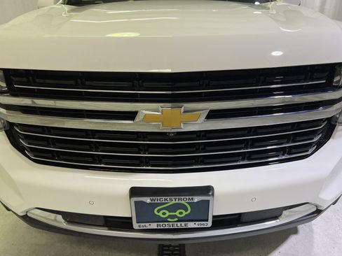 Used 2022 Chevrolet Tahoe LT w/ LT Signature Plus Package AWD/4WD image 4