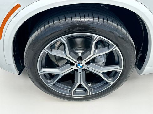 Used 2026 BMW X5 sDrive40i w/ M Sport Package RWD image 35