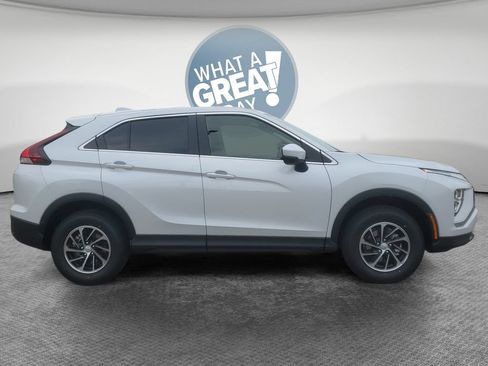 Used 2026 Mitsubishi Eclipse Cross ES AWD/4WD image 2
