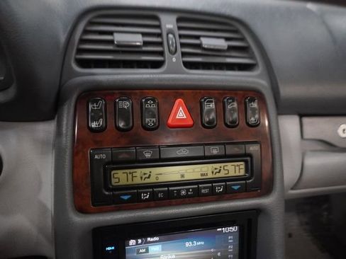 Used 2002 Mercedes-Benz CLK 320 Cabriolet w/ K4 Opt Pkg image 20