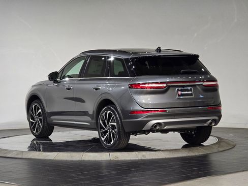 New 2026 Lincoln Corsair Reserve image 7