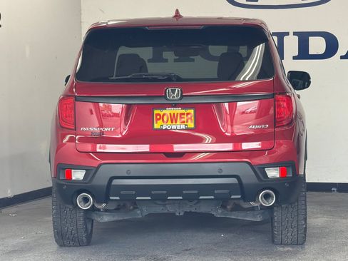 Used 2023 Honda Passport EX-L image 4
