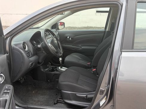 Used 2018 Nissan Versa SV w/ SV Special Edition Package FWD image 8