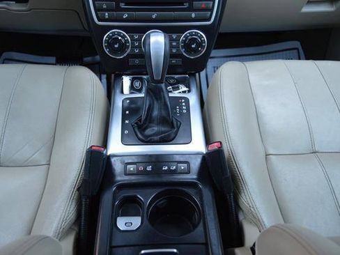 Used 2013 Land Rover LR2 HSE AWD/4WD image 24
