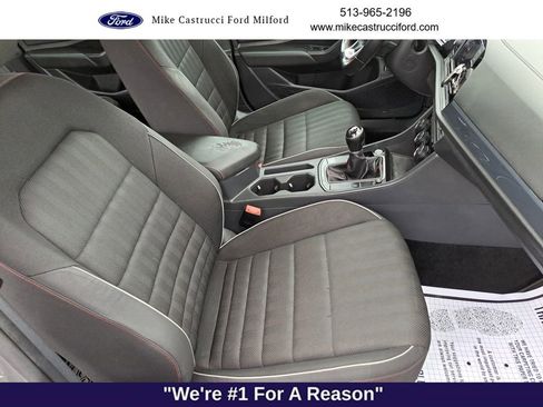 Used 2020 Volkswagen Jetta GLI image 24