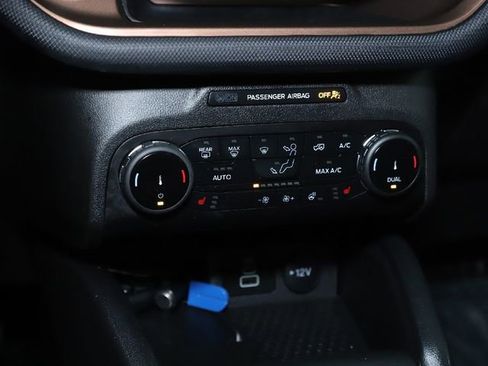 Used 2023 Ford Bronco Sport Outer Banks w/ Tech Package image 38