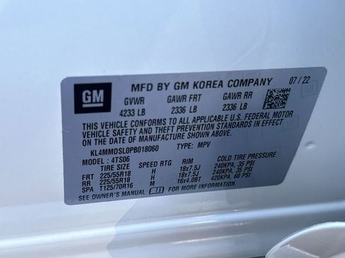 Used 2023 Buick Encore GX Select w/ Sport Touring Package image 27