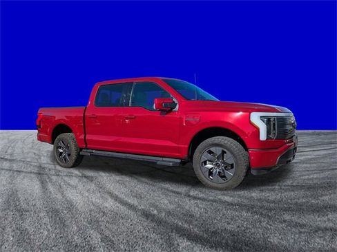 Certified 2022 Ford F150 Lightning Lariat w/ Tow Technology Package image 2