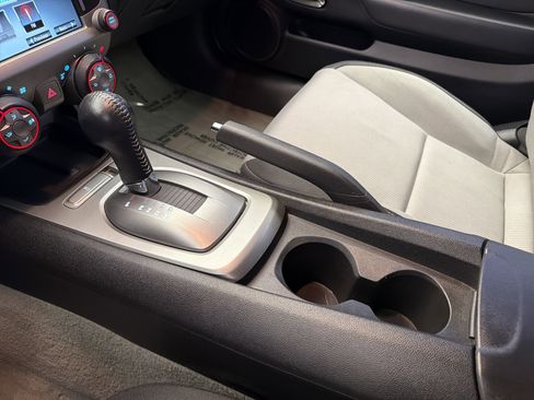Used 2013 Chevrolet Camaro LT image 22