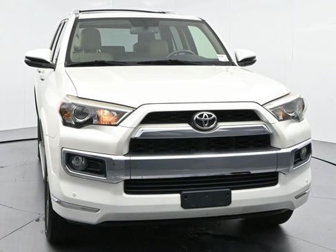 Used 2016 Toyota 4Runner Limited AWD/4WD image 2