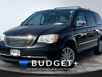 Used 2014 Chrysler Town & Country Touring-L w/ Driver Convenience Group