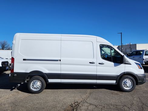 New 2025 Ford Transit 250 148 Medium Roof Extended AWD image 7