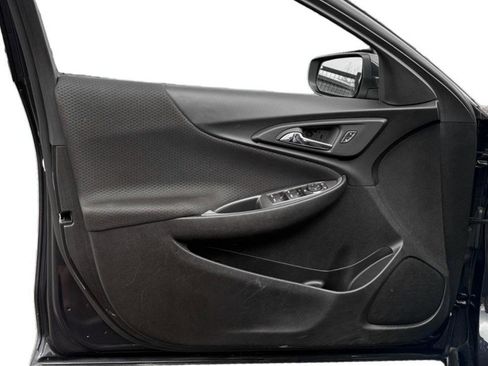 Used 2023 Chevrolet Malibu LT FWD image 14