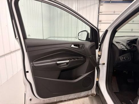 Used 2018 Ford Escape SEL AWD/4WD image 14
