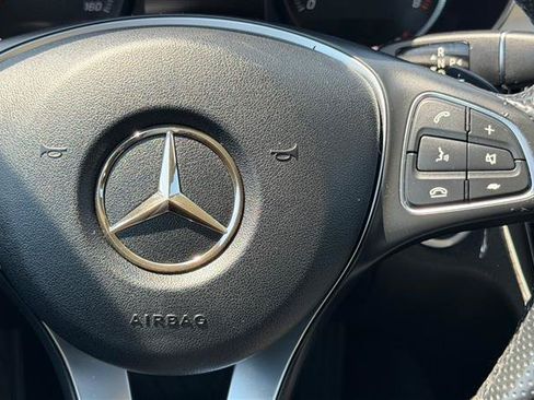 Used 2017 Mercedes-Benz C 300 4MATIC Sedan image 32