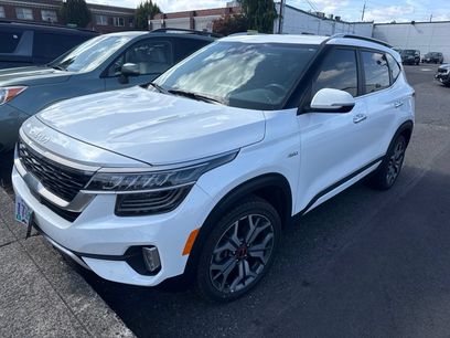 Used 2022 Kia Seltos SX w/ Sunroof Package