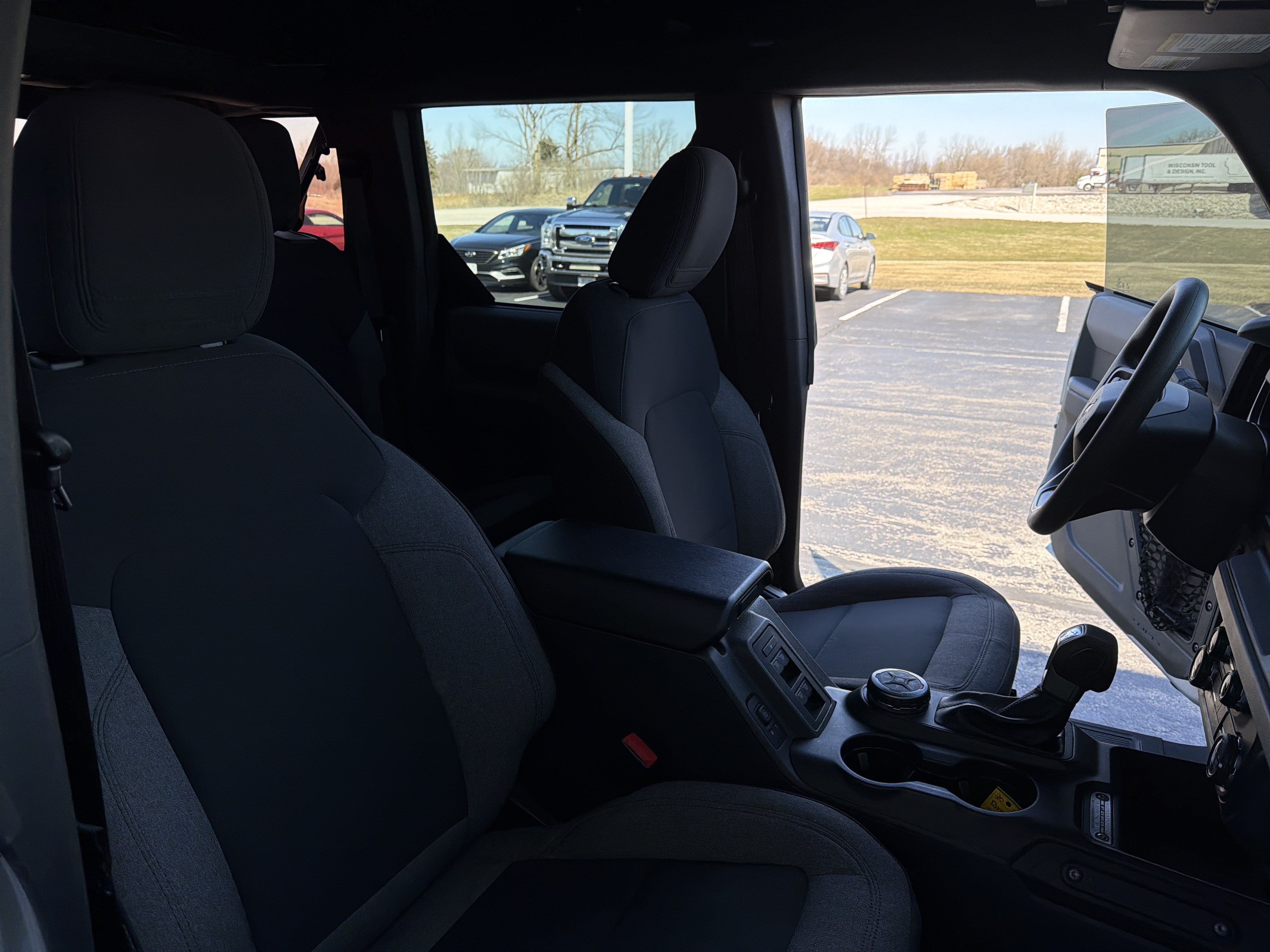 Used 2023 Ford Bronco 4-Door AWD/4WD image 30