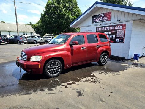 Used 2009 Chevrolet HHR LT image 5